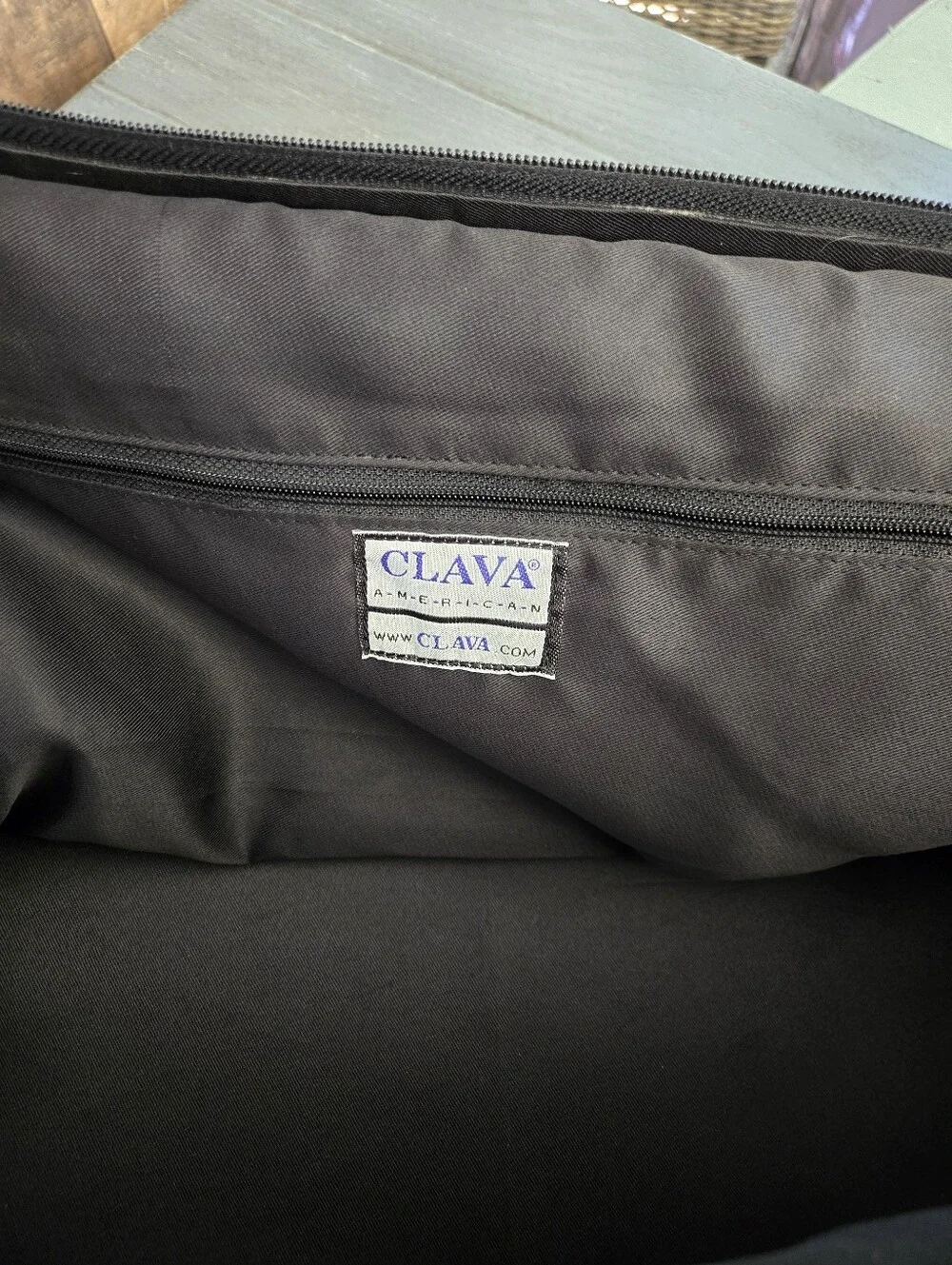 The Clava 049BLK Premium Handcrafted Top-Grain Black Leather Business Bag